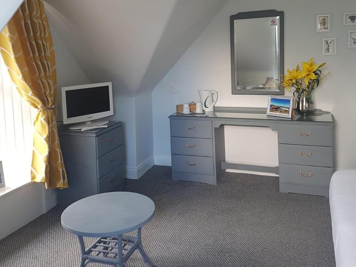 Mcinnes House Rooms With Breakfast Kingussie Buitenkant foto