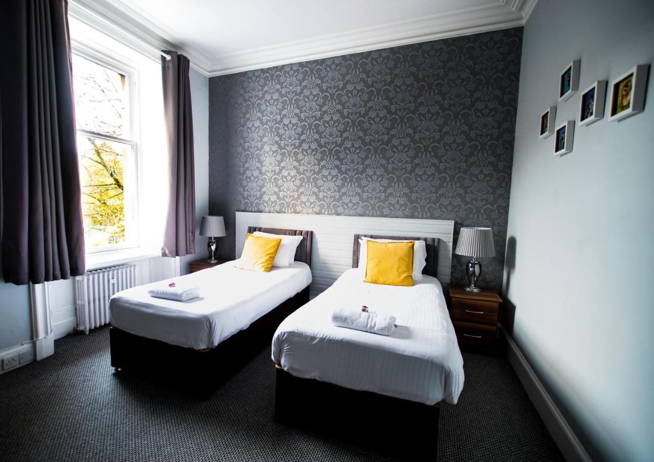 Mcinnes House Rooms With Breakfast Kingussie Buitenkant foto