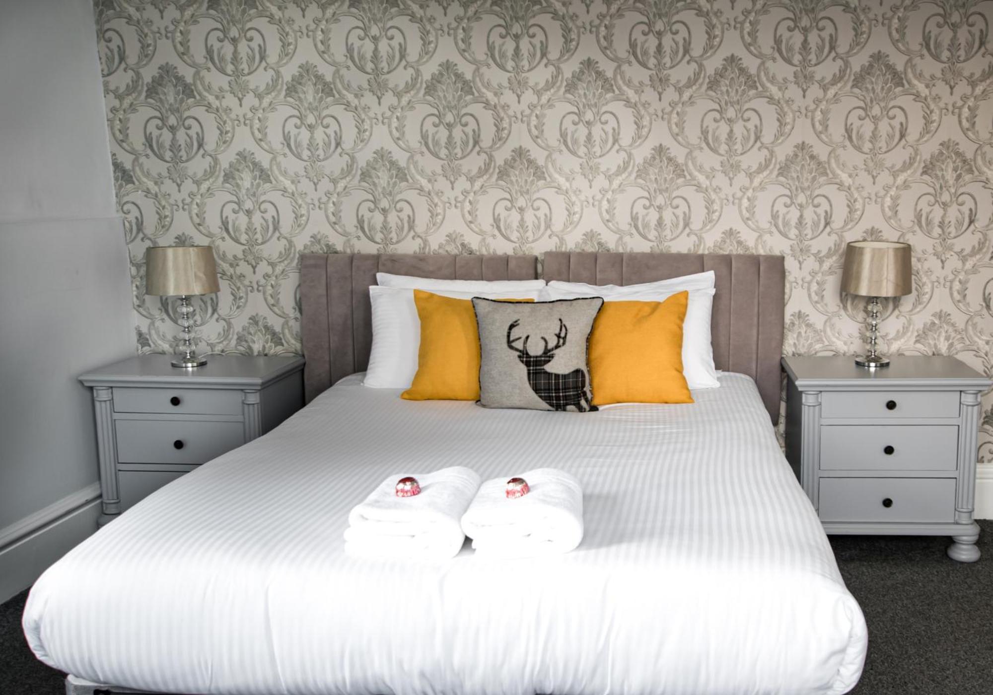 Mcinnes House Rooms With Breakfast Kingussie Buitenkant foto