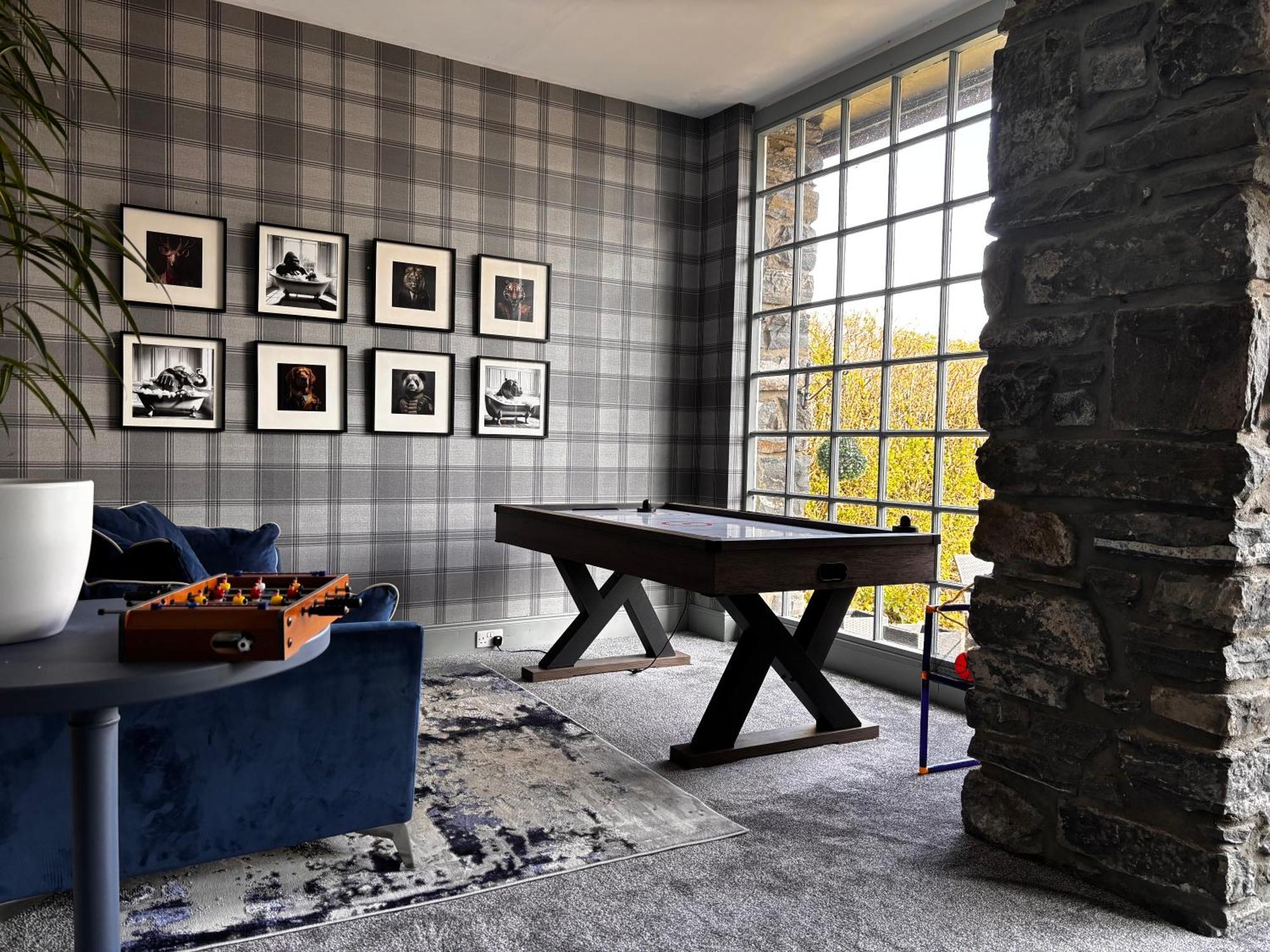 Mcinnes House Rooms With Breakfast Kingussie Buitenkant foto