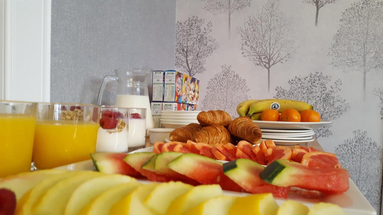 Mcinnes House Rooms With Breakfast Kingussie Buitenkant foto